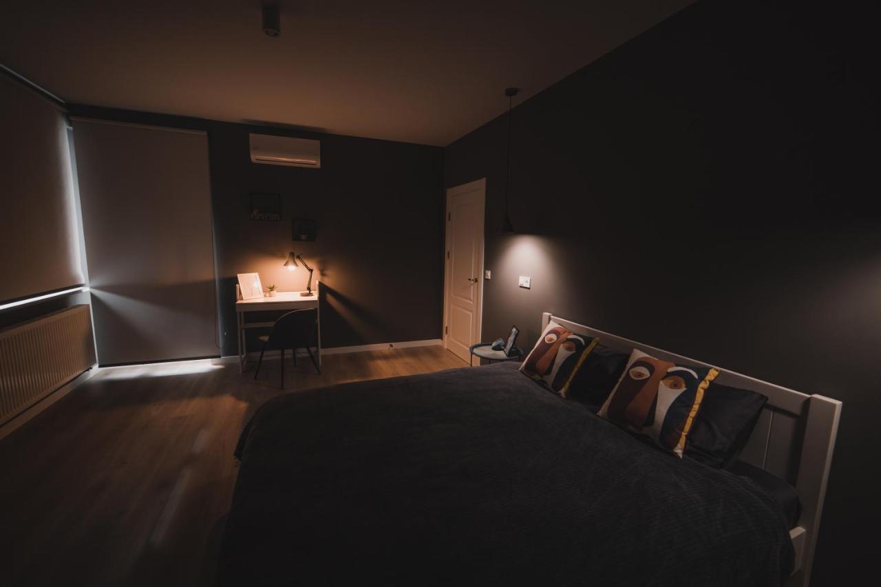 Apart-Hotel Kostjukowski Apartments Nizhynska 17 Lvov Exteriér fotografie
