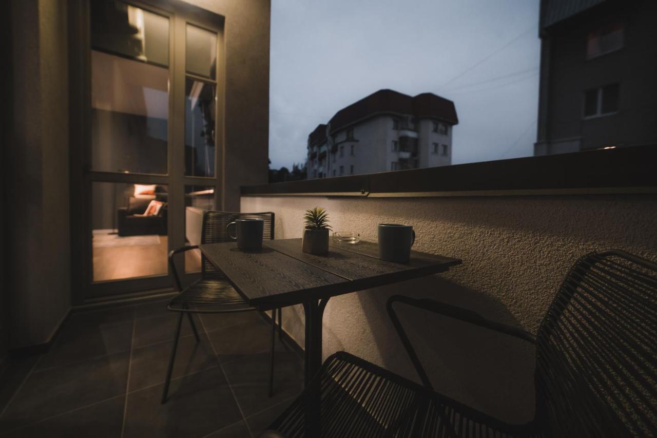 Apart-Hotel Kostjukowski Apartments Nizhynska 17 Lvov Exteriér fotografie