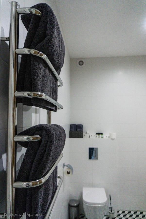 Apart-Hotel Kostjukowski Apartments Nizhynska 17 Lvov Exteriér fotografie