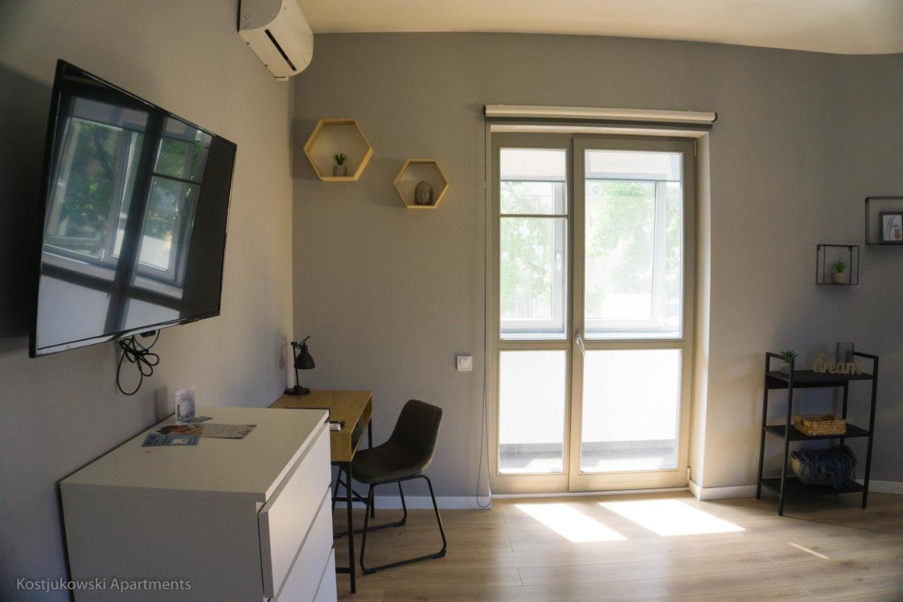 Apart-Hotel Kostjukowski Apartments Nizhynska 17 Lvov Exteriér fotografie
