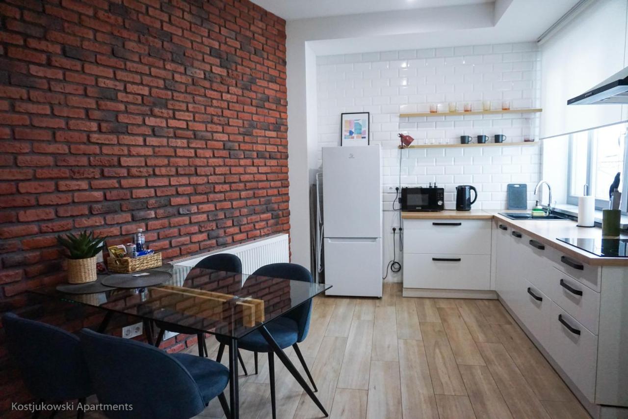 Apart-Hotel Kostjukowski Apartments Nizhynska 17 Lvov Exteriér fotografie